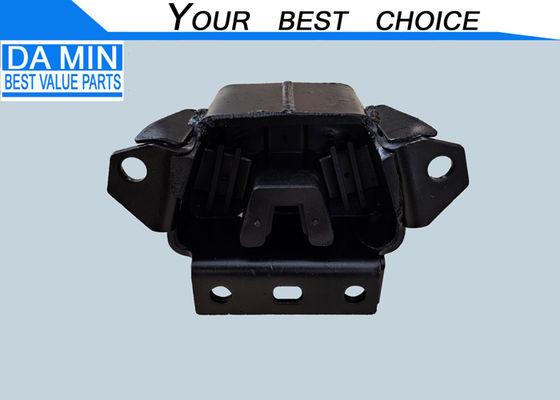 ยางรองเครื่องยนต์ FSR Truck 6BD1 6BG1 1532251731 Isuzu รถบรรทุกสินค้าขนาดกลาง อะไหล่ติดตั้งเครื่องยนต์