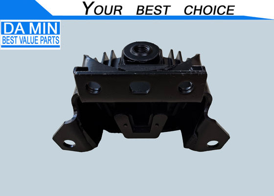 ยางรองเครื่องยนต์ FSR Truck 6BD1 6BG1 1532251731 Isuzu รถบรรทุกสินค้าขนาดกลาง อะไหล่ติดตั้งเครื่องยนต์